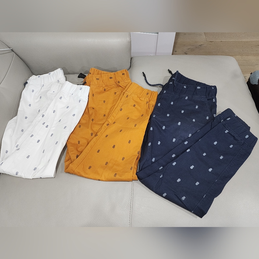 Cozy Men's Pineapple Print  Joggers in White, Orange, and Navy NWOT sizes L & XL